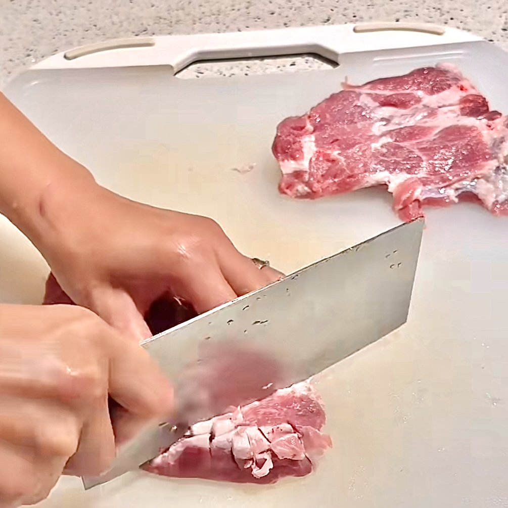 Sliced pork pieces for lychee pork